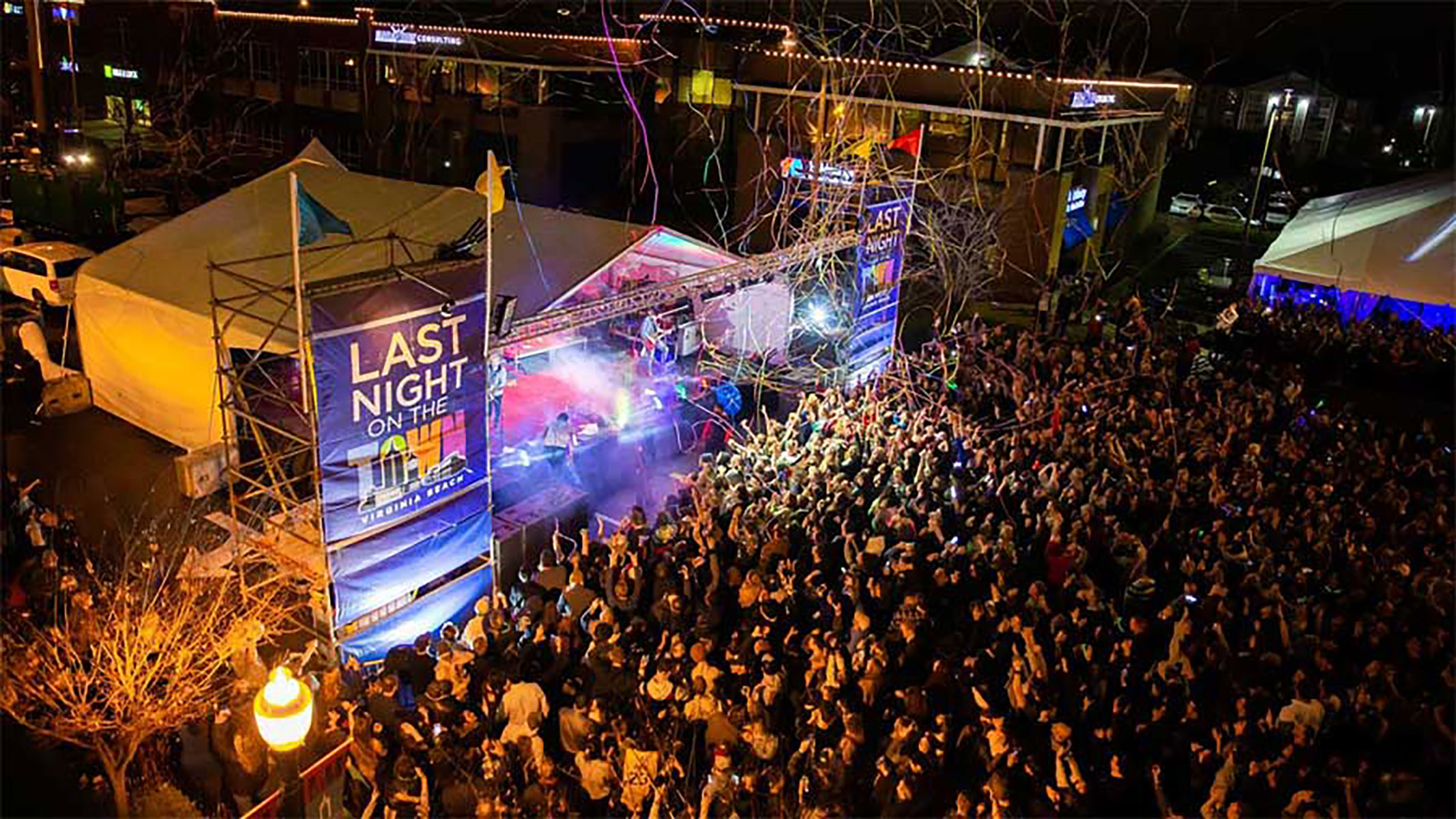 ©Photo: www.lastnightonthetown.com